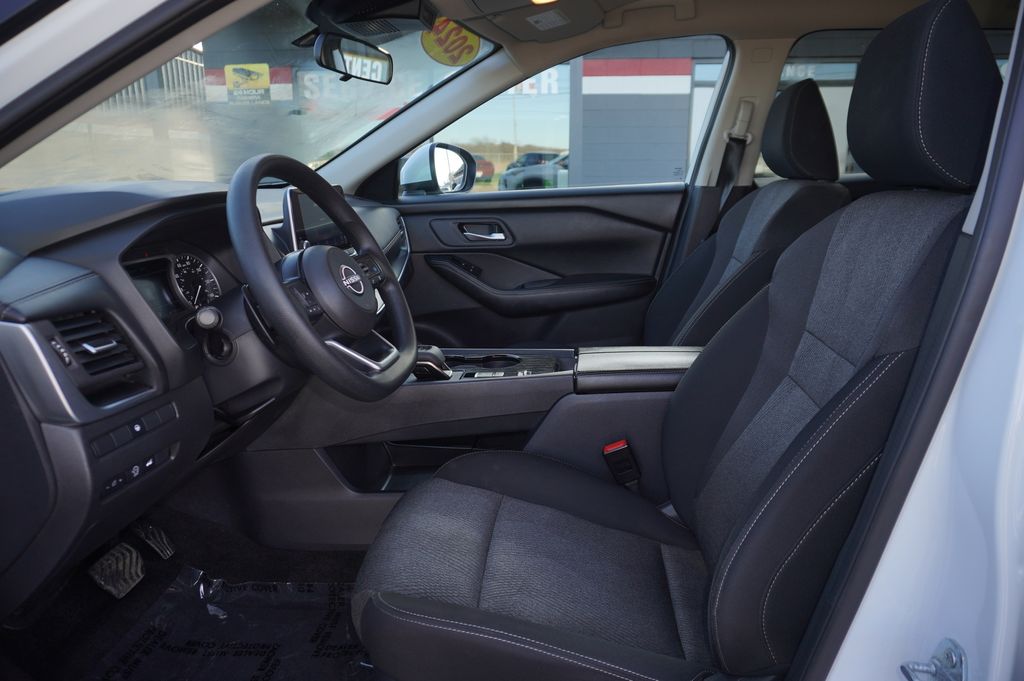 used 2024 Nissan Rogue car, priced at $18,221