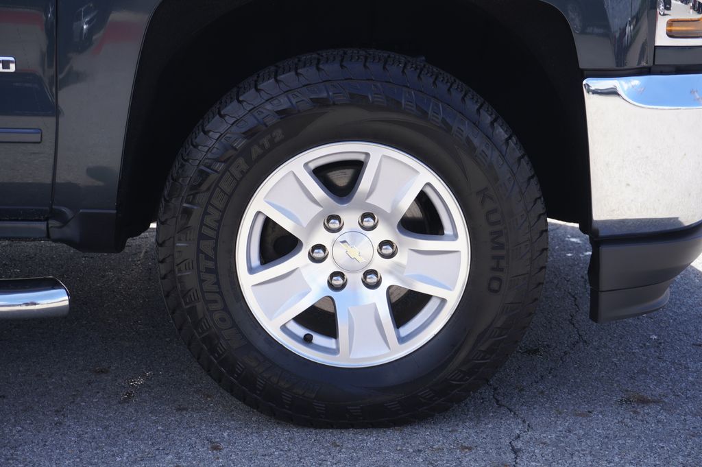used 2018 Chevrolet Silverado 1500 car, priced at $23,085