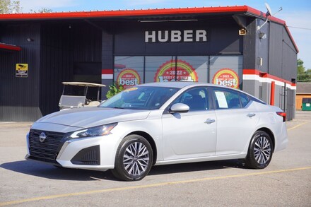 2023 Nissan Altima 2.5 SV Sedan