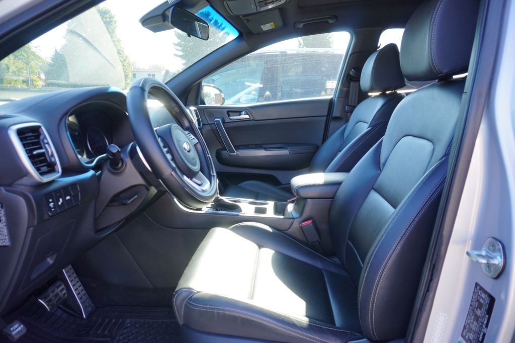 2022 Kia Sportage Nightfall Edition photo 2
