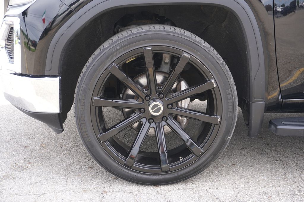 used 2019 GMC Sierra 1500 car, priced at $34,118