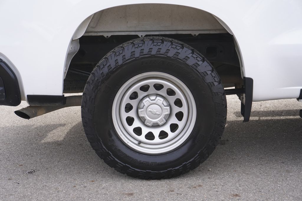 used 2020 Chevrolet Silverado 1500 car, priced at $20,025