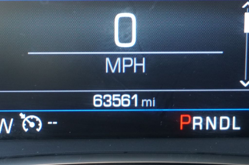 used 2023 Chevrolet Equinox car, priced at $17,666