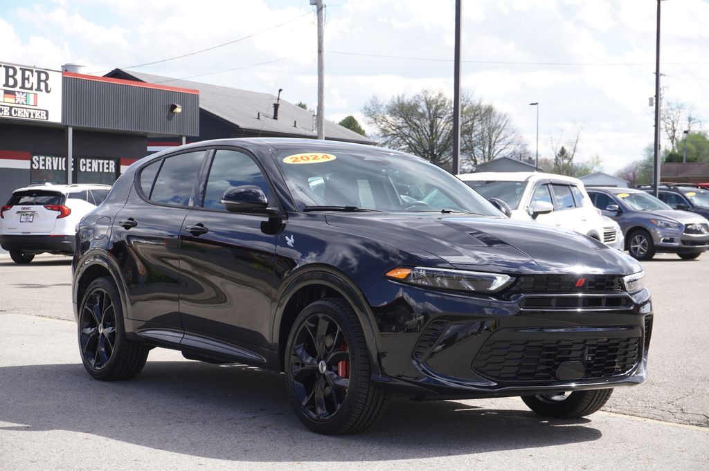 used 2024 Dodge Hornet car, priced at $24,000