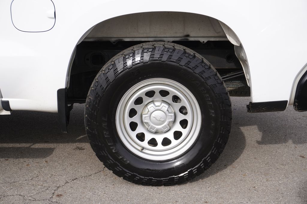 used 2020 Chevrolet Silverado 1500 car, priced at $20,025