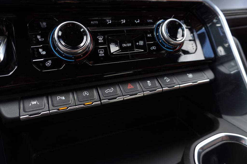 used 2024 GMC Sierra 1500 car, priced at $54,622