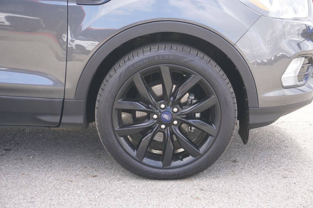 used 2017 Ford Escape car, priced at $11,996