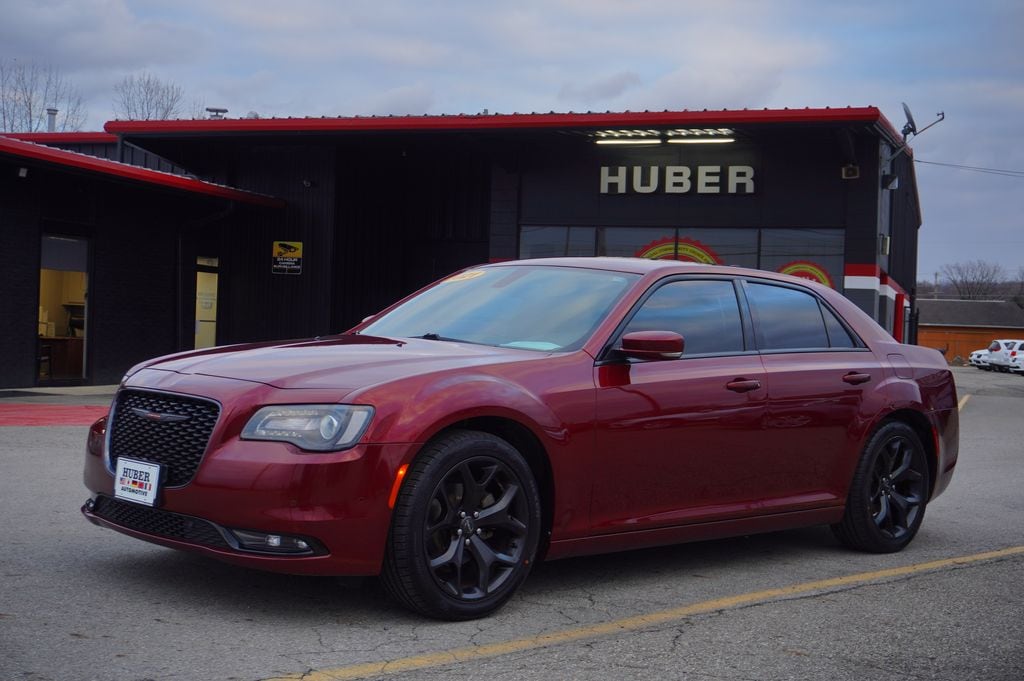 2021 Chrysler 300 S's photo