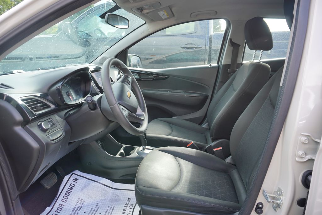2021 Chevrolet Spark 1LT photo 2