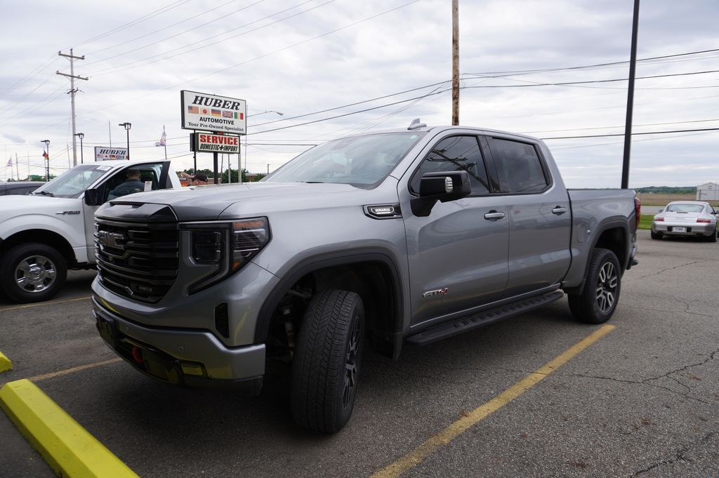 2024 GMC Sierra AT4 4WD Crew Cab Short Box's photo