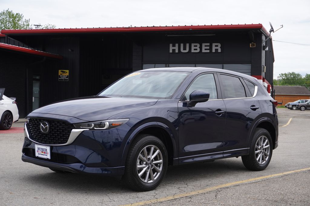2025 Mazda CX-5 S Preferred package Auto AWD's photo