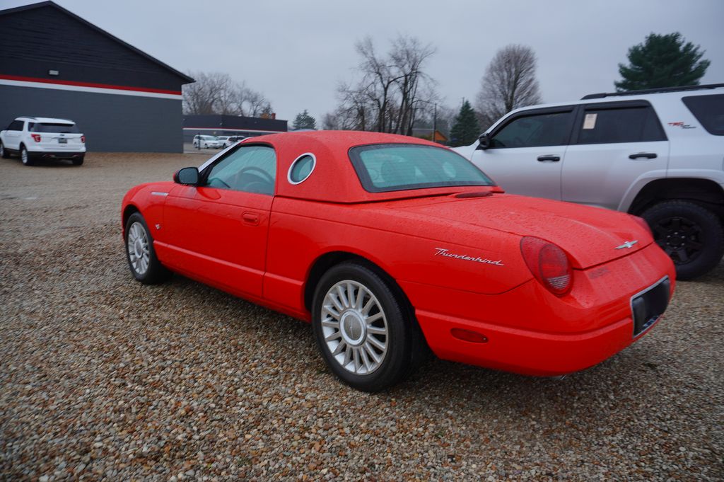 2005 Ford Thunderbird photo 4