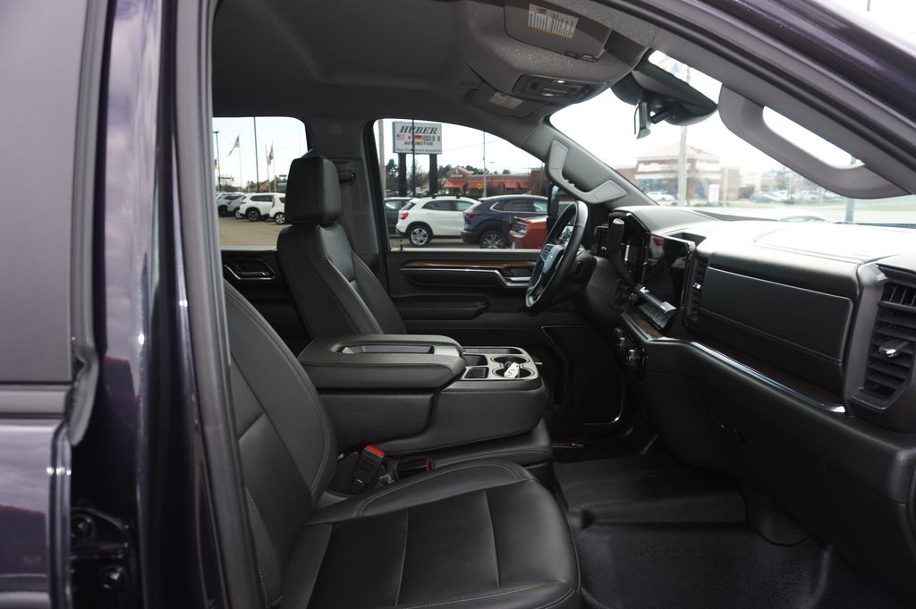 used 2024 Chevrolet Silverado 2500 HD car, priced at $54,328