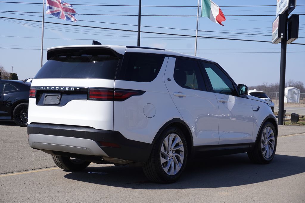 used 2024 Land Rover Discovery car, priced at $31,065