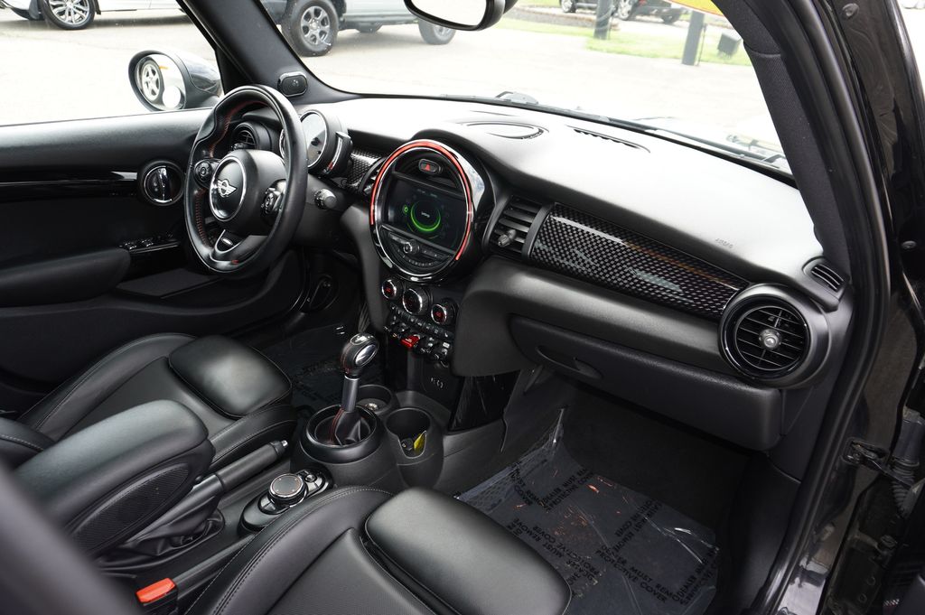 used 2018 MINI Hardtop 4 Door car, priced at $13,877