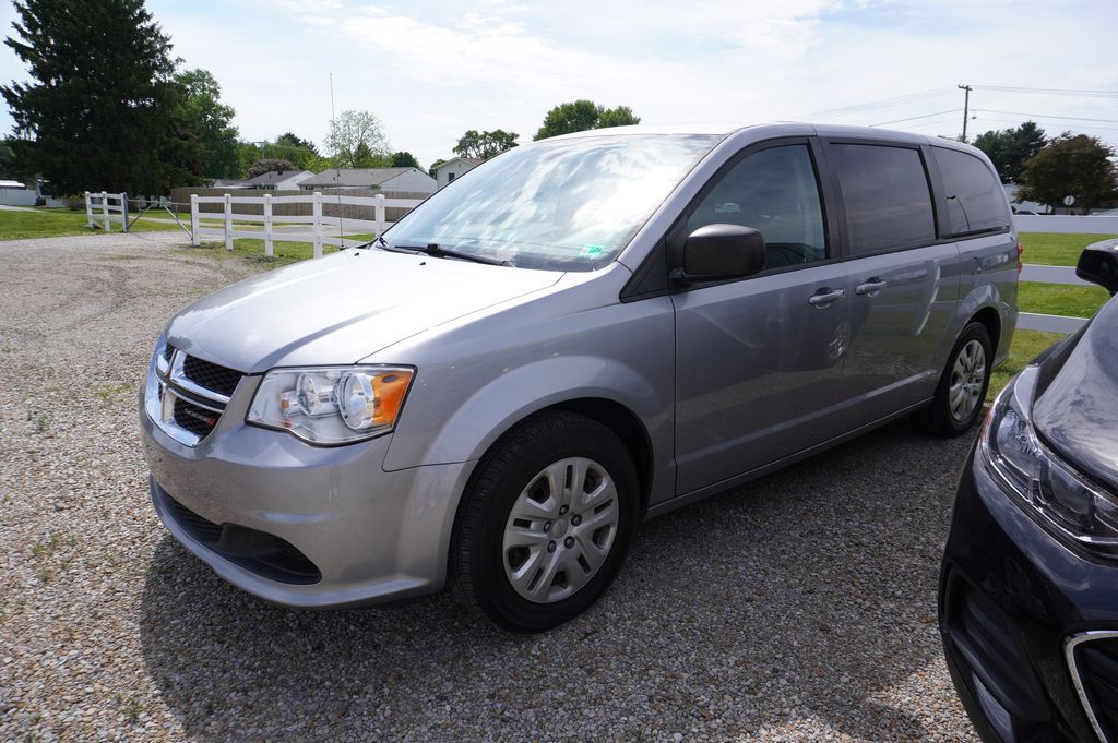 2018 Dodge Grand Caravan SE's photo
