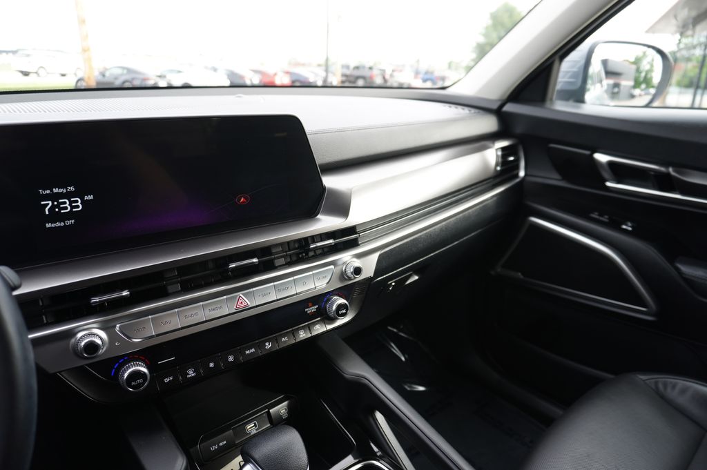 used 2023 Kia Telluride car, priced at $29,894
