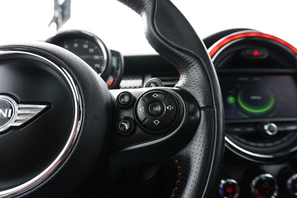 used 2018 MINI Hardtop 4 Door car, priced at $13,877