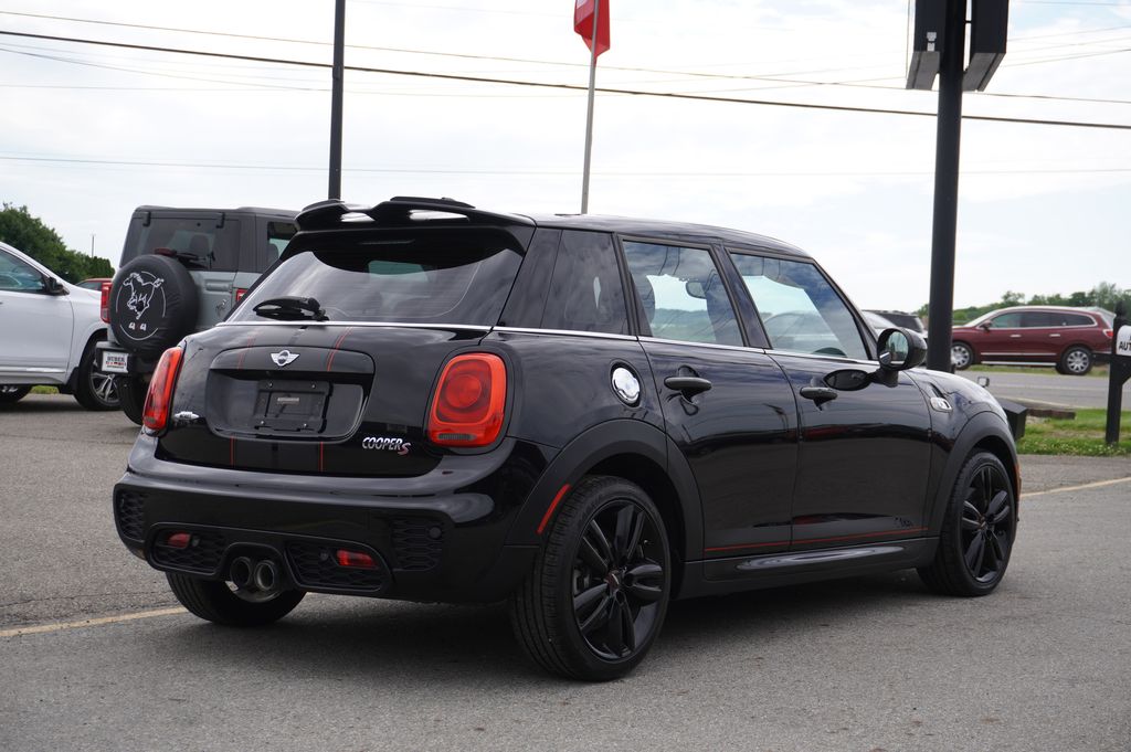 used 2018 MINI Hardtop 4 Door car, priced at $13,877