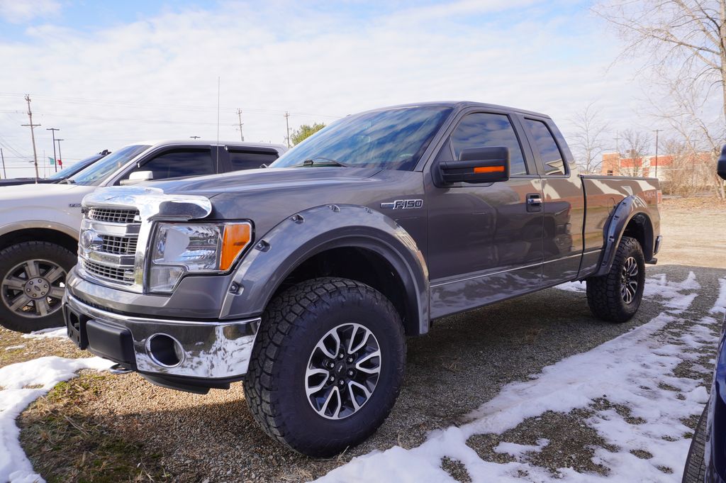 2013 Ford F-150 XLT's photo