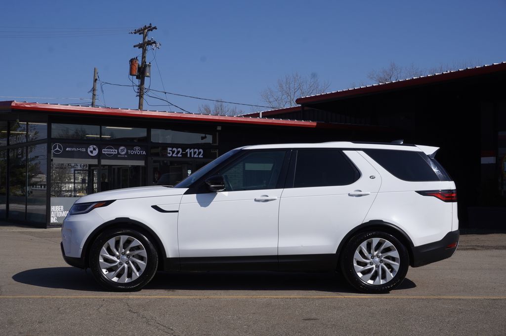 used 2024 Land Rover Discovery car, priced at $31,065