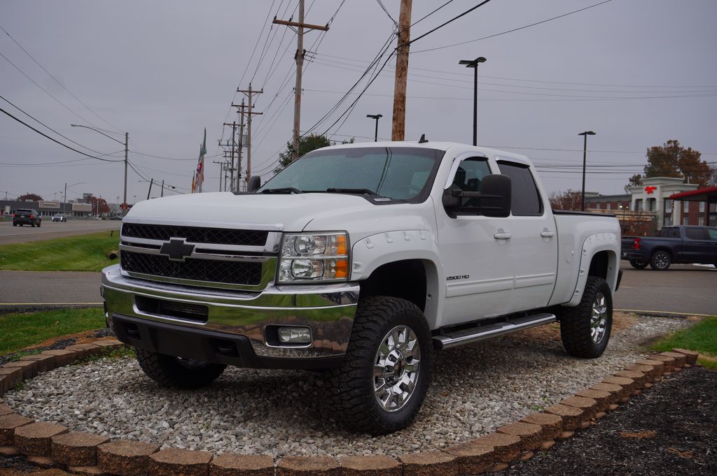 2014 Chevrolet Silverado 2500HD LTZ photo 3