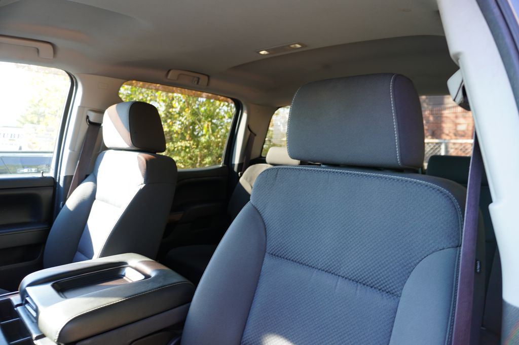 2016 Gmc Sierra 1500 SLE photo 3