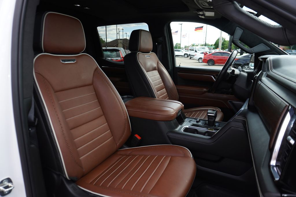 used 2024 GMC Sierra 1500 car, priced at $54,622