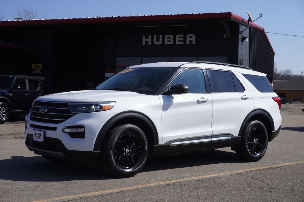 2022 Ford Explorer XLT