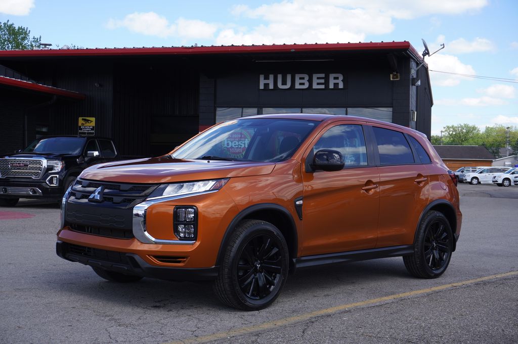 2023 Mitsubishi Outlander Sport 2.0 LE AWC CVT's photo