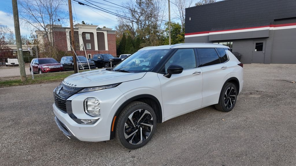 Used 2022 Mitsubishi Outlander SEL CUV