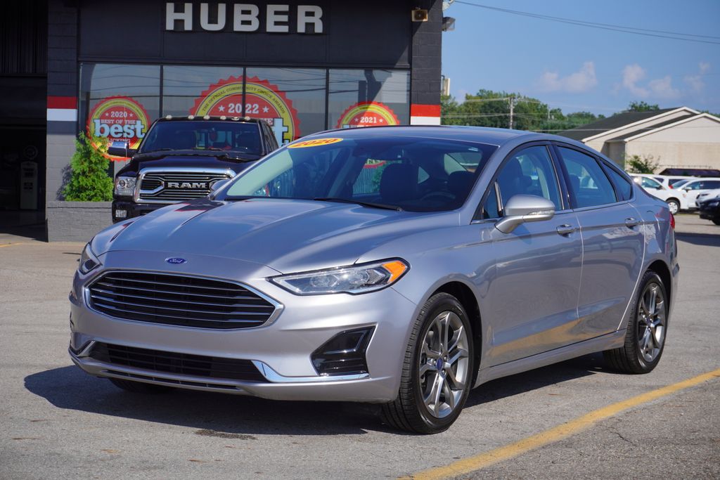 2020 Ford Fusion SEL photo 3