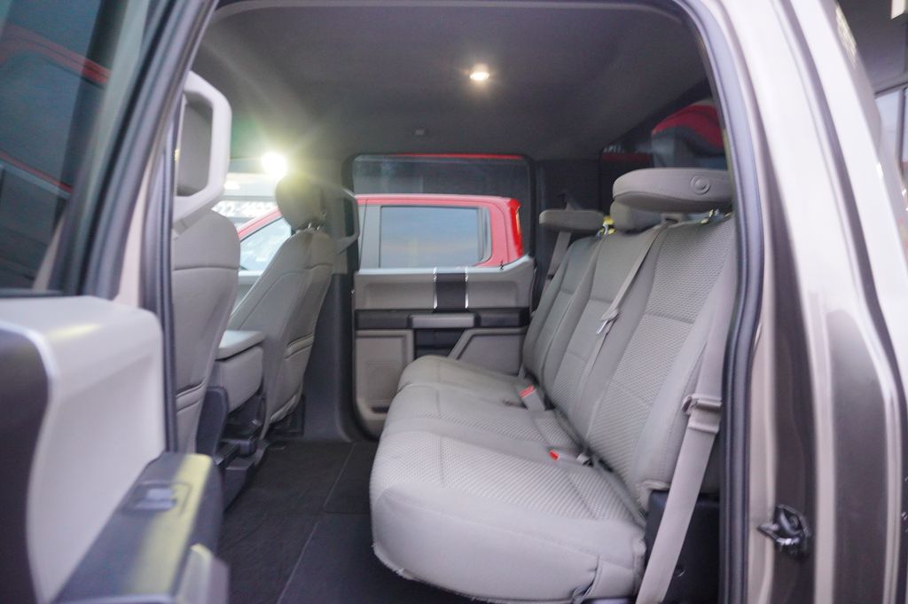 2019 Ford F-150 XLT photo 4