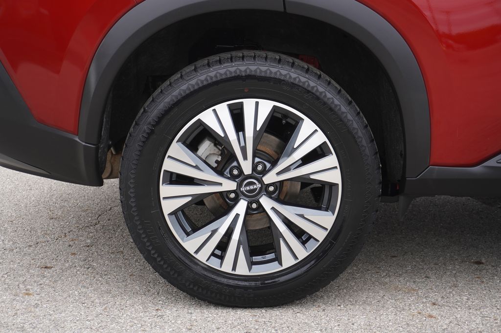used 2023 Nissan Rogue car, priced at $21,034