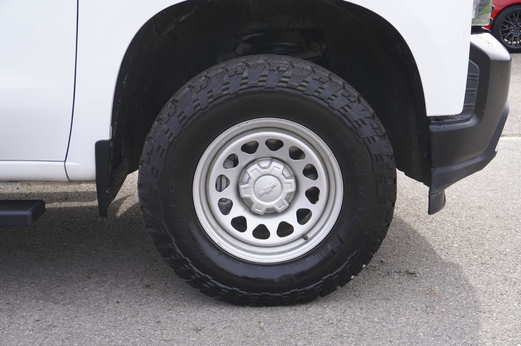 used 2020 Chevrolet Silverado 1500 car, priced at $20,025