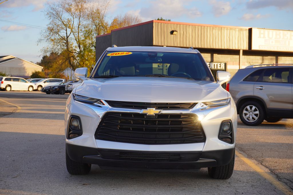 2022 Chevrolet Blazer 2LT photo 2