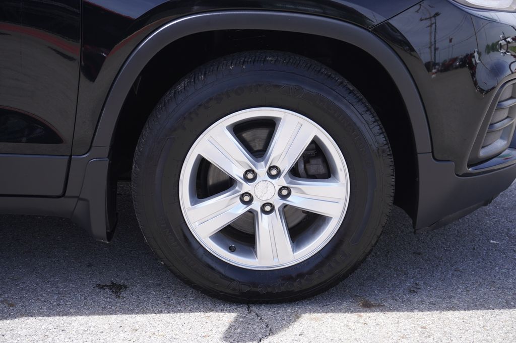 used 2017 Chevrolet Trax car, priced at $11,498