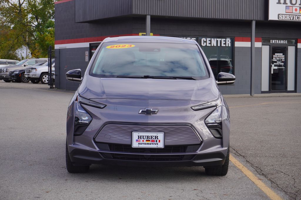 2023 Chevrolet Bolt EV 1LT photo 2