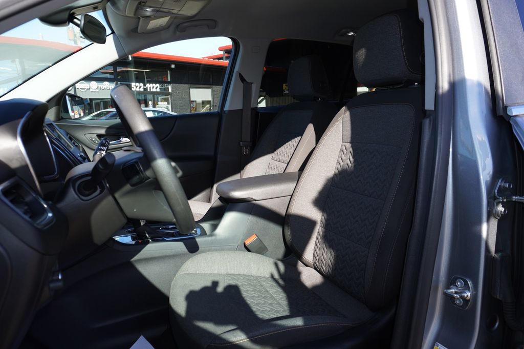 used 2023 Chevrolet Equinox car, priced at $17,666