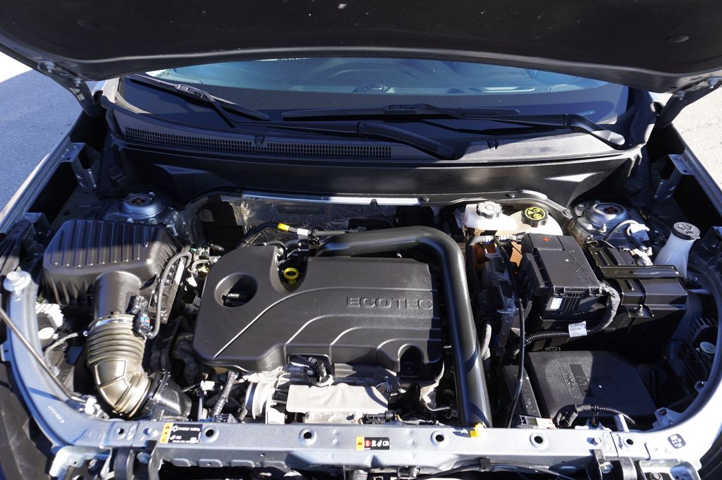 used 2023 Chevrolet Equinox car, priced at $17,666