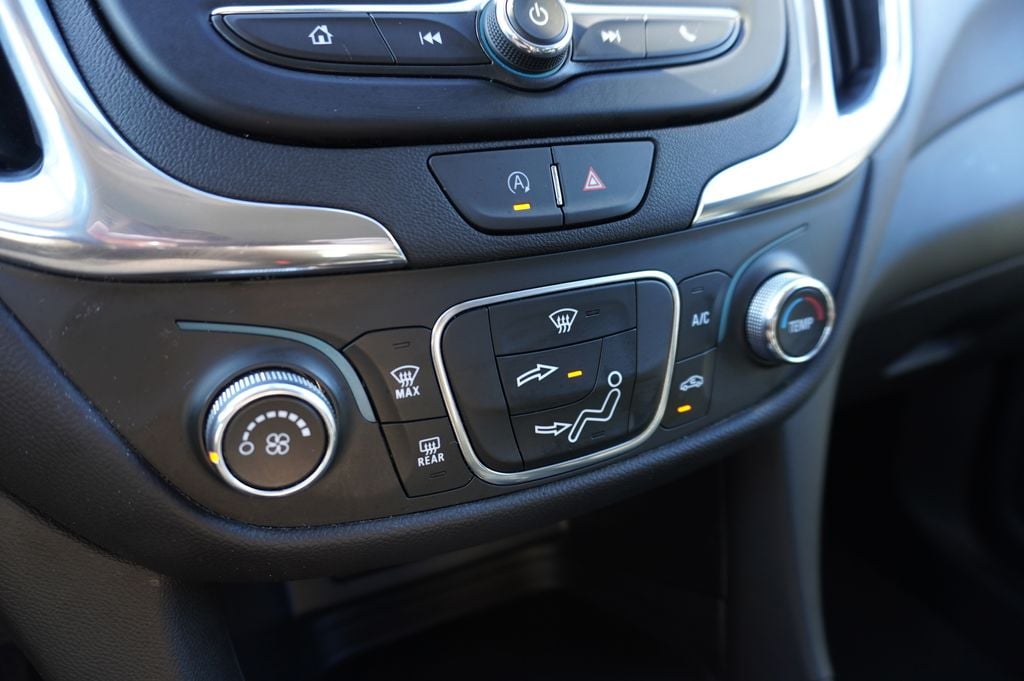 used 2023 Chevrolet Equinox car, priced at $17,666