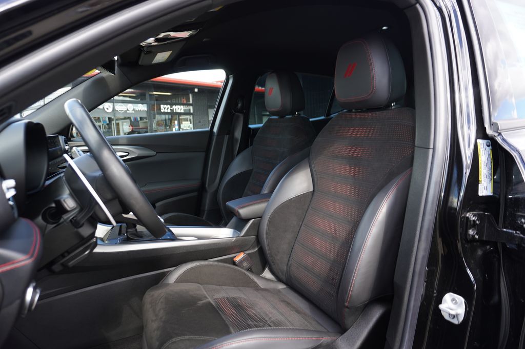 used 2024 Dodge Hornet car, priced at $24,000