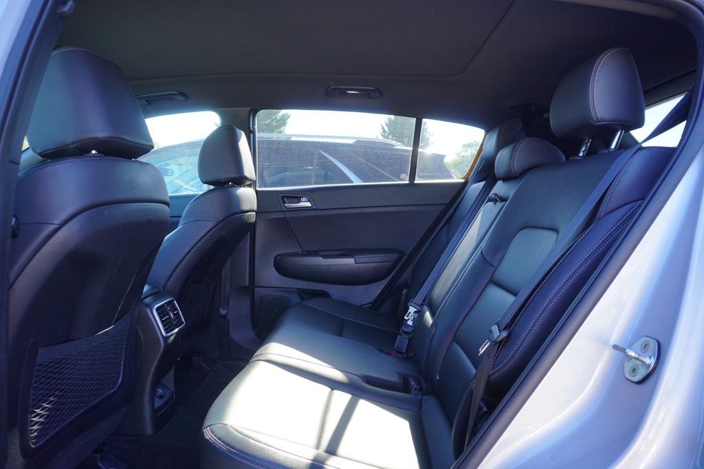 2022 Kia Sportage Nightfall Edition photo 4