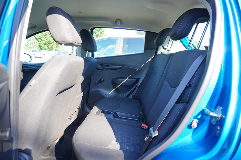 2019 Chevrolet Spark LS photo 4