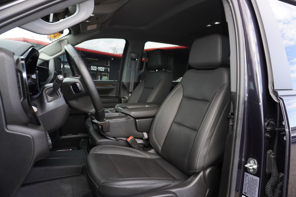 used 2024 Chevrolet Silverado 2500 HD car, priced at $54,328