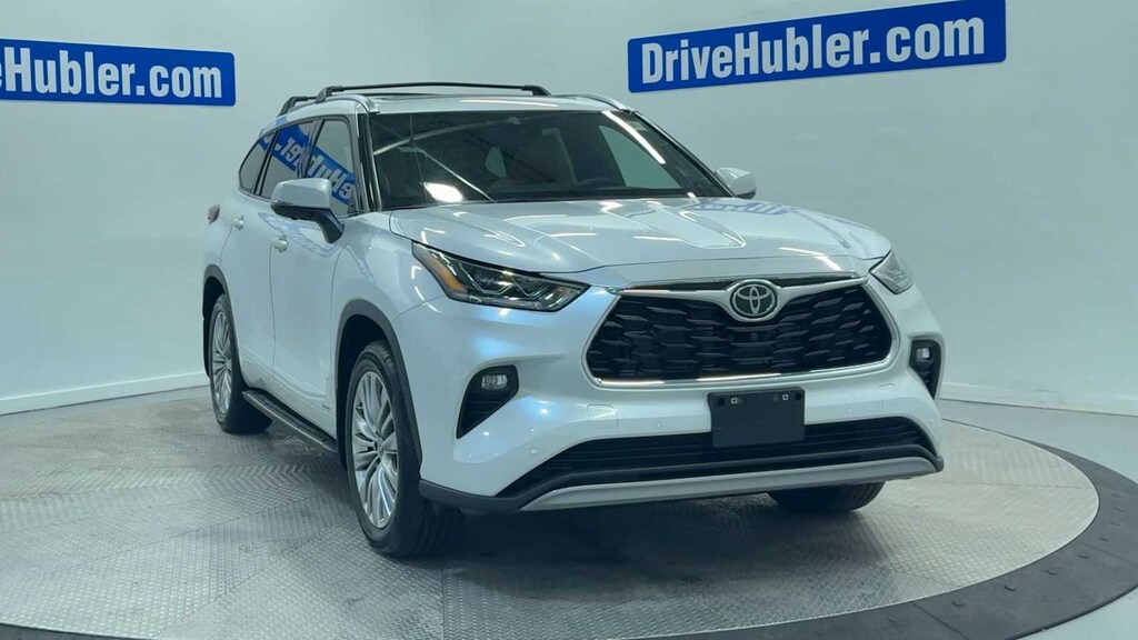 Used 2025 Toyota Highlander Hybrid Platinum SUV