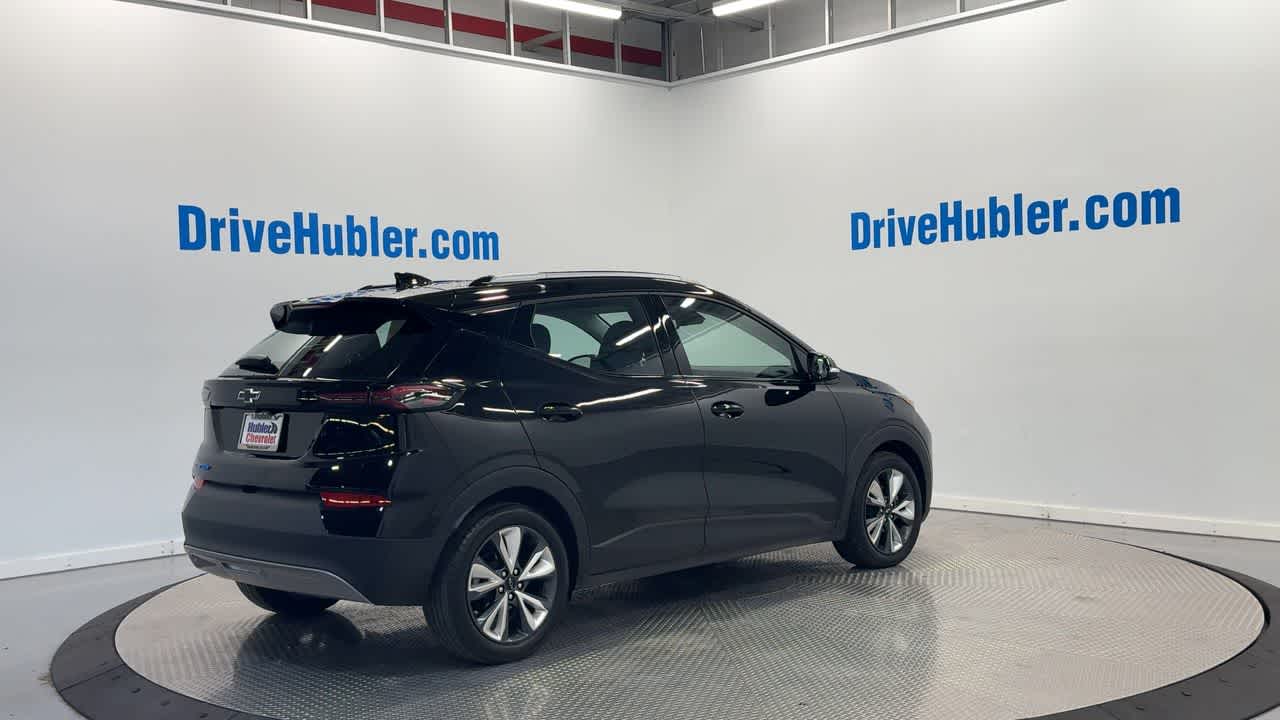 2023 Chevrolet Bolt EUV photo 3