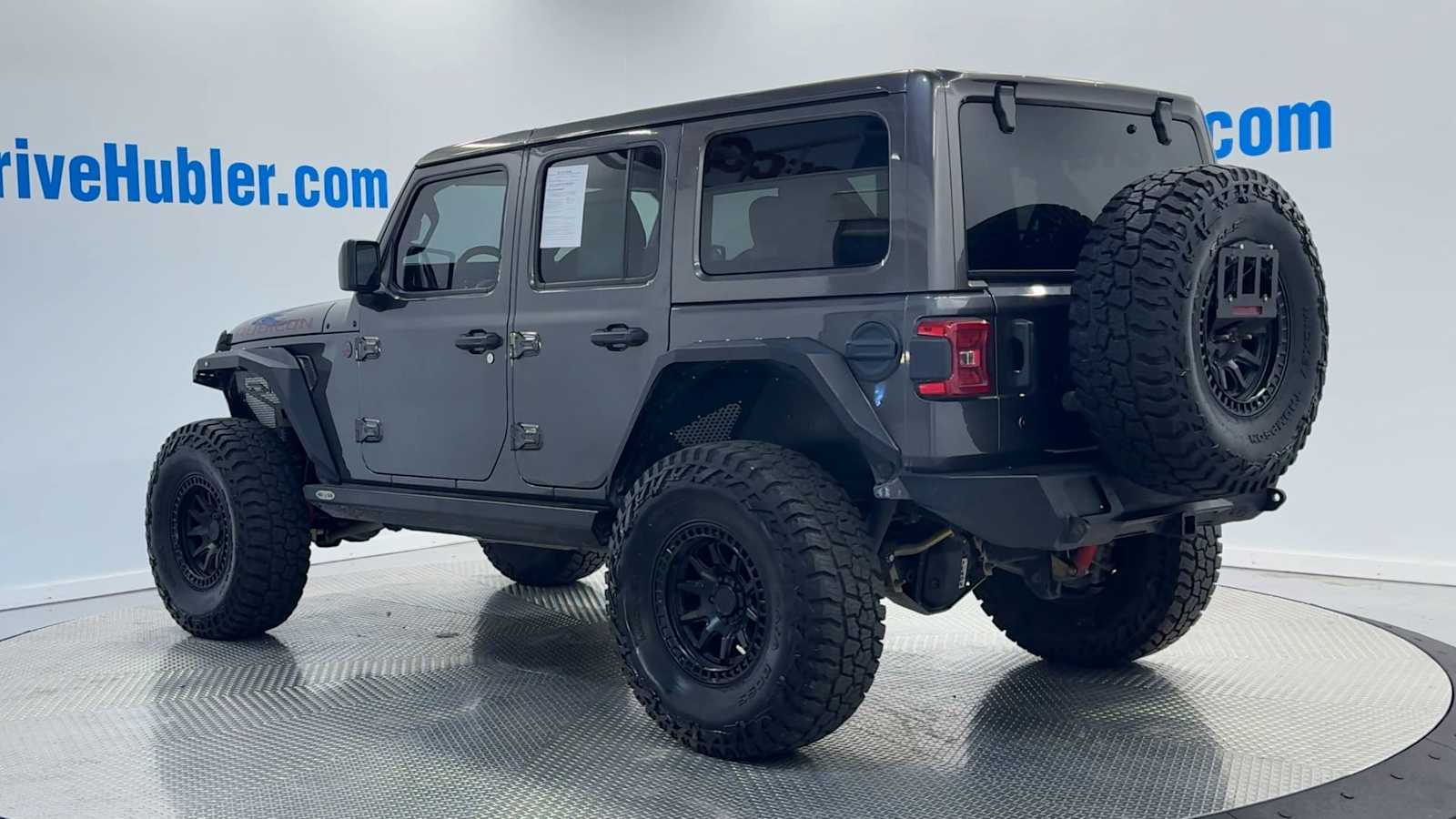 2018 Jeep Wrangler Unlimited Rubicon photo 2