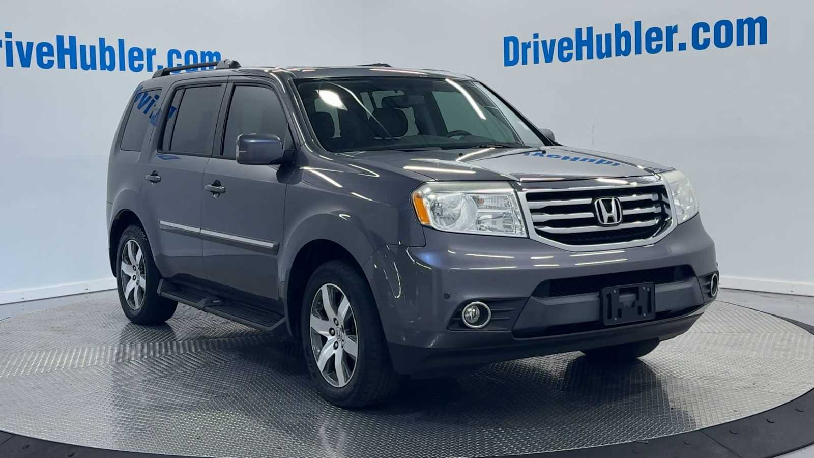 2015 Honda Pilot Touring photo 2