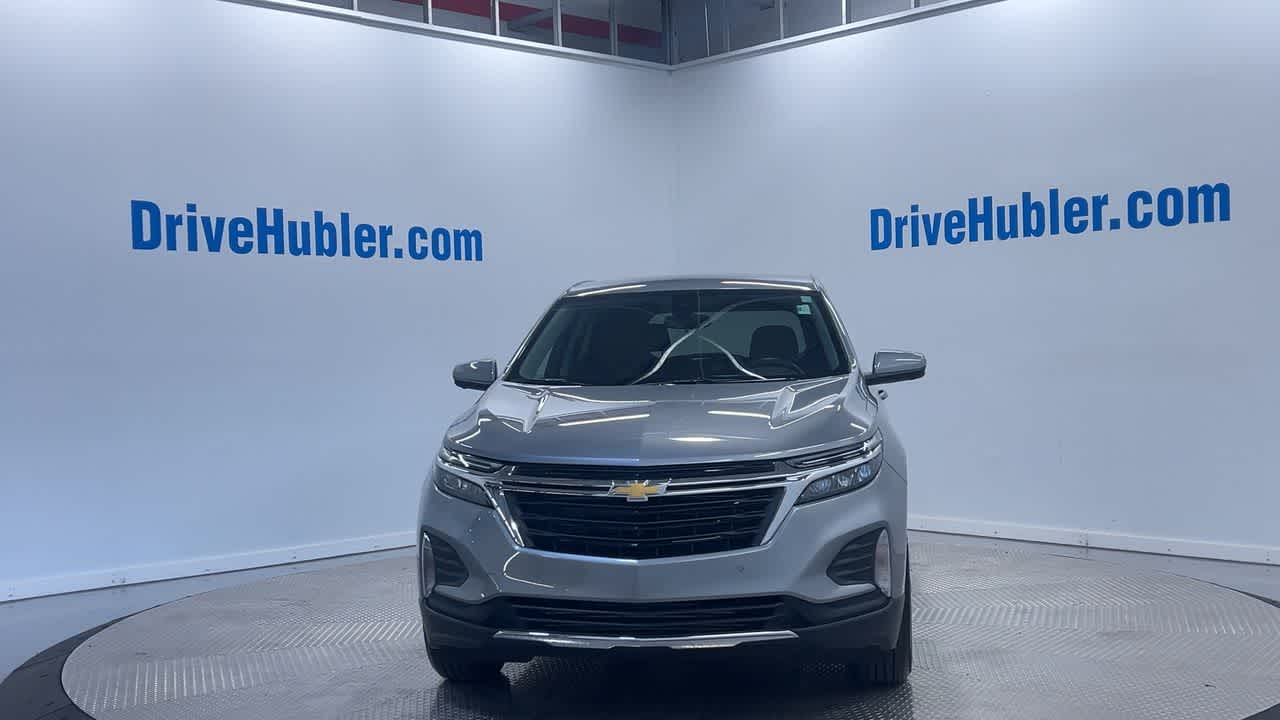 2024 Chevrolet Equinox LT photo 2
